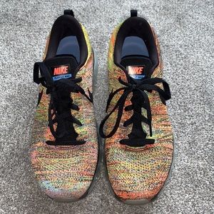 Nike Flyknit Max